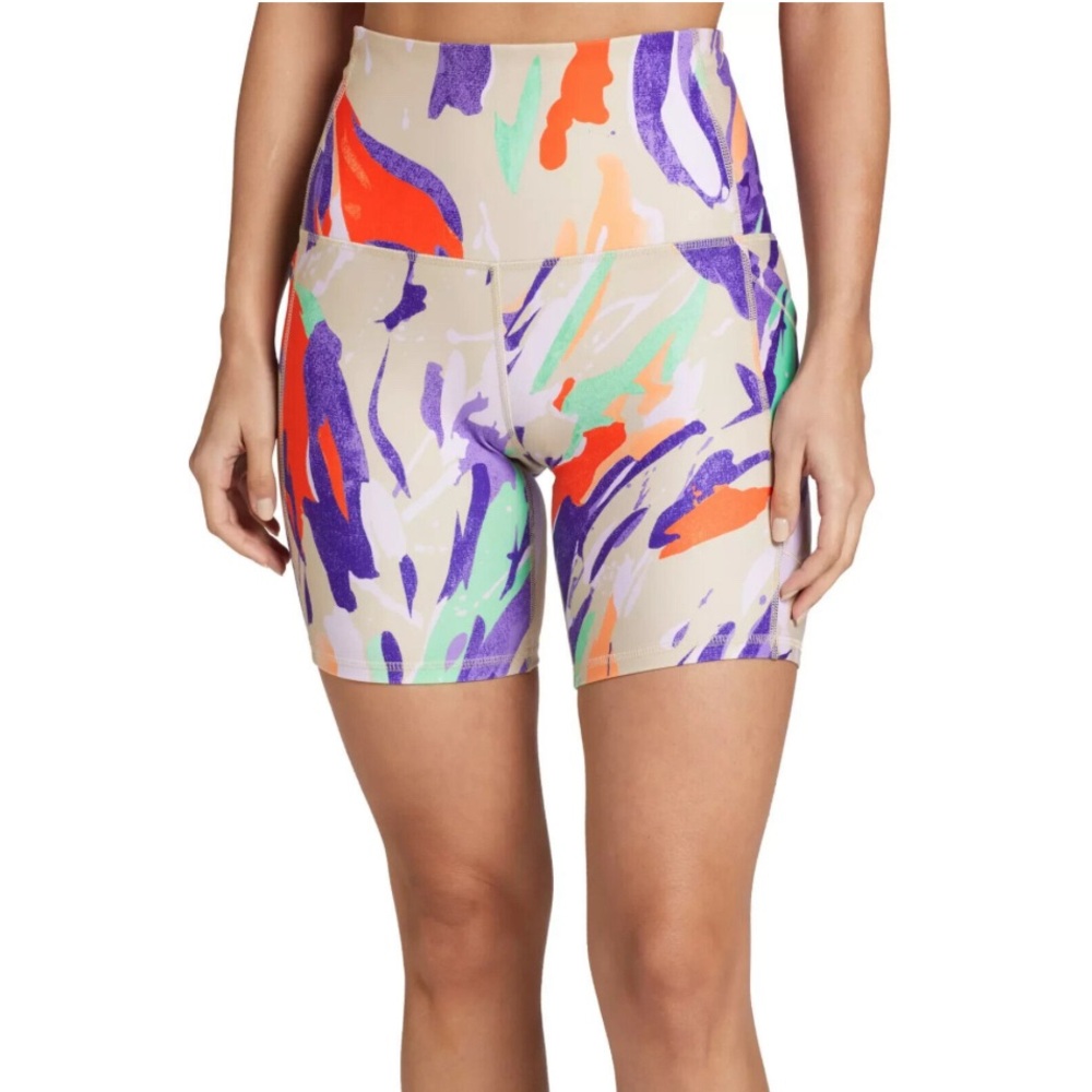 DSG - NWT - Momentum Ultra High-Rise Bike Shorts - Women’s: Small